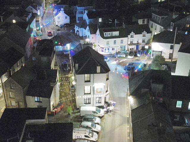 Jolly Sailor Inn Looe Exterior photo
